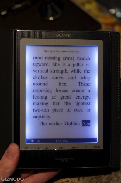 Illustration for article titled Hands On: Sony's New PRS-700 Touchscreen Reader